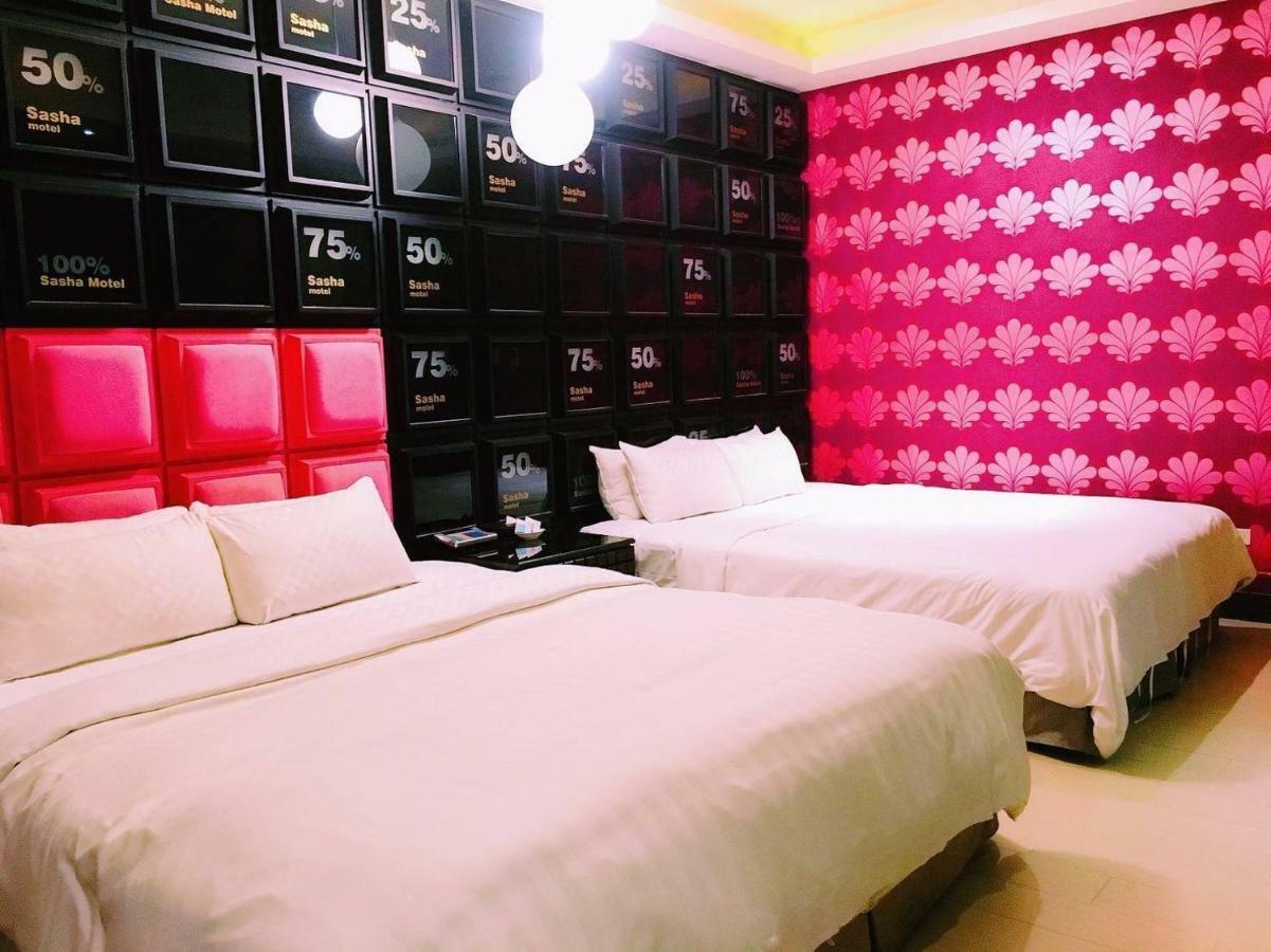 Sasha Motel Taichung Extérieur photo